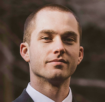 Thomas Whitfield, analyste en trading et spécialiste du marché des cryptomonnaies, portrait